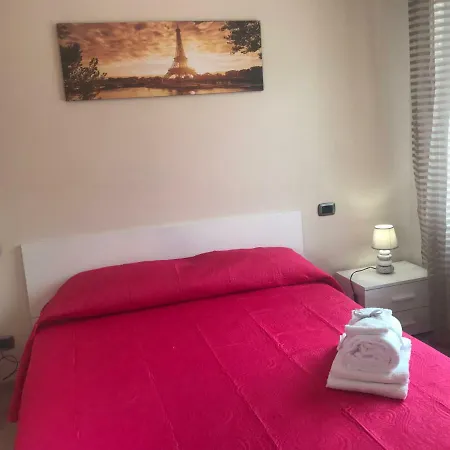 Casa Giovanna Forte Dei Marmi Tatil Evi Vallecchia